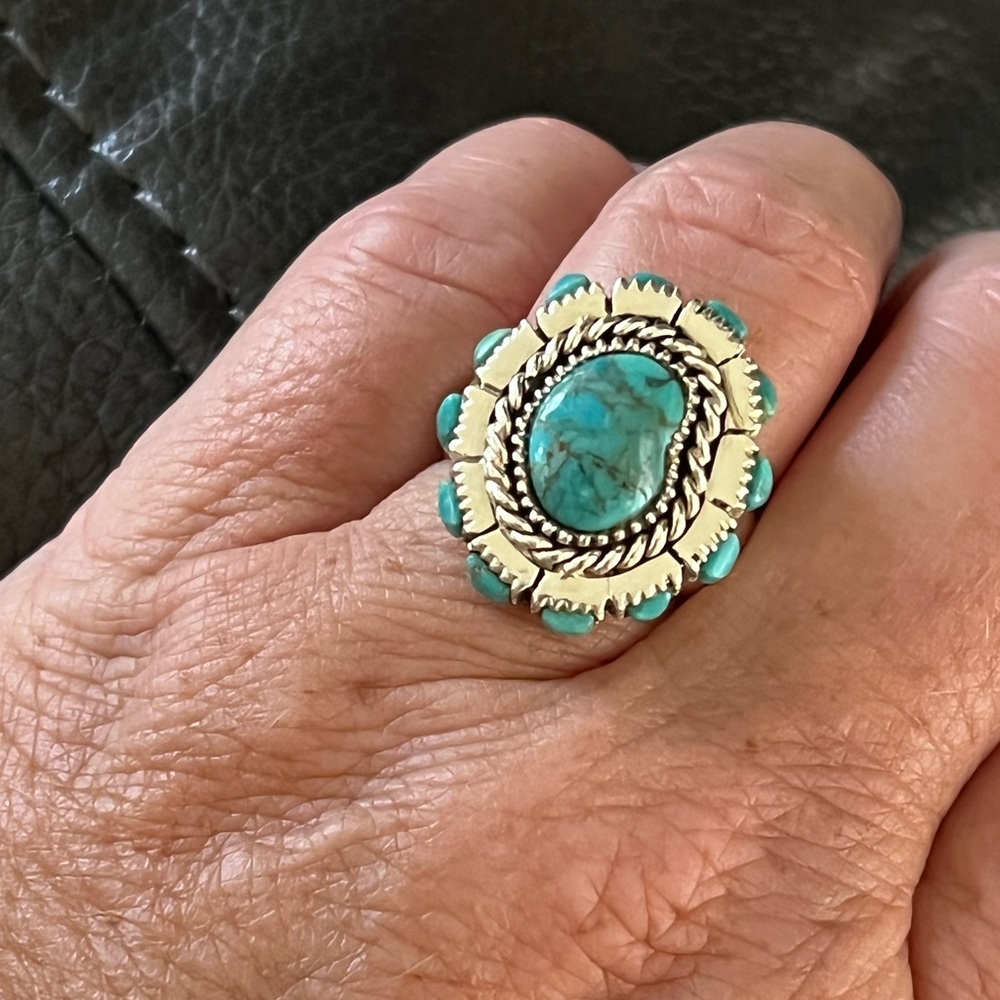 Vintage Native American Turquoise Sterling Silver Ring